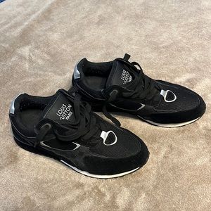 COPY - Casual sneakers Sz 8 / 8.5